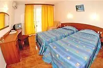 Sun Σάνι Μπιτς